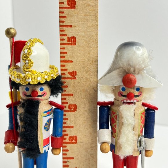 Pair of two 5" Miniature Steinbach Admiral & Graf Wooden Nutcrackers in Box - Picture 7 of 9